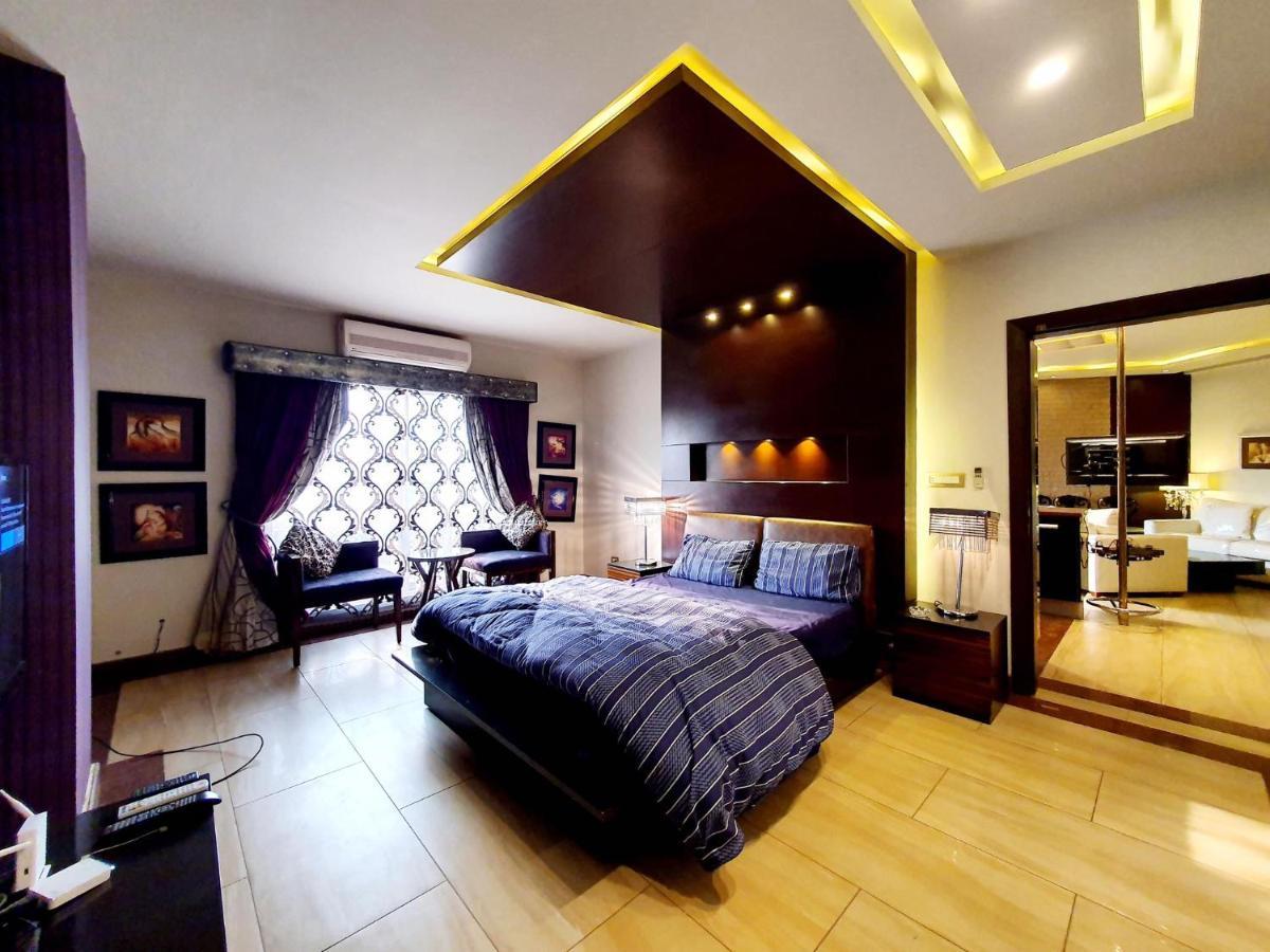 Luxurious Boutique One Bed Apartment In Bahria Town Rawalpindi Buitenkant foto