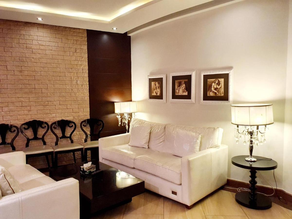 Luxurious Boutique One Bed Apartment In Bahria Town Rawalpindi Buitenkant foto